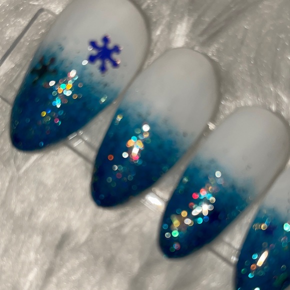 Hand made press on nails - Picture 2 of 10